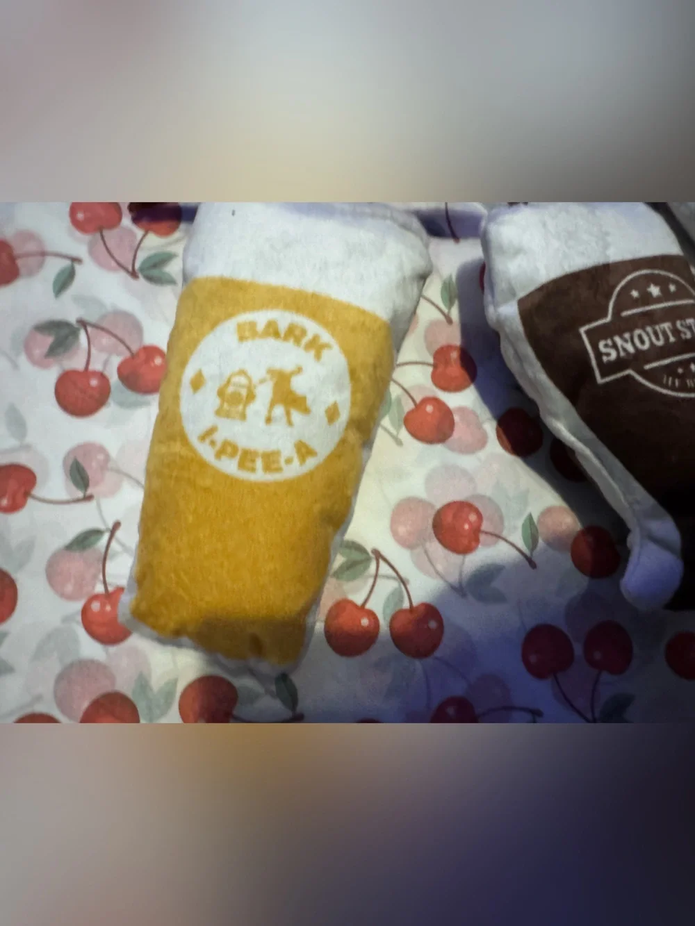 Bark Box Tug o Beers NEW Dog toy M-L squeaky beers on a rope